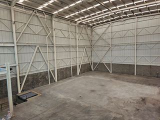 Foto 9 de Excelente bodega en arriendo ubicada en Siberia