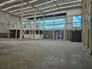 Foto 10 de Excelente bodega en arriendo ubicada en Siberia
