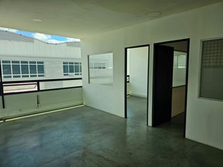 Foto 25 de Excelente bodega en arriendo ubicada en Siberia