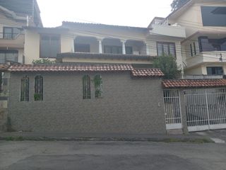 Foto 14 de CASA - ZONA MILITAR (Loja)