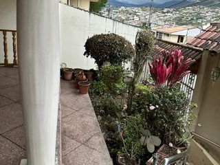 Foto 16 de CASA - ZONA MILITAR (Loja)