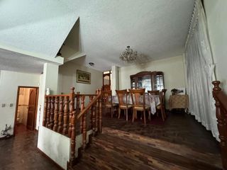 Foto 22 de CASA - ZONA MILITAR (Loja)