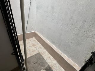 Foto 3 de Casa de venta con local comercial sector Carapungo en Quito Ecuador de oportunidad, Amplia, Independiente ...