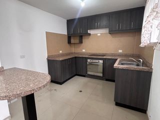 Foto 4 de Venta de casa, sector Calderón, Quito