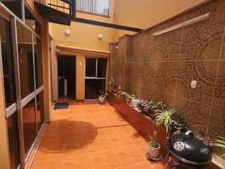 Foto 12 de VENDO CASA +DEPARTAMENTO EN PUEBLO LIBRE  Cerca al cruce de Sucre y Bolivar- Hospital Santa Rosa