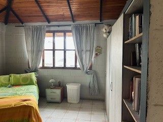 Foto 16 de VENDO UNA CASA DE 4 DORMITORIOS EN PUERTO AZUL