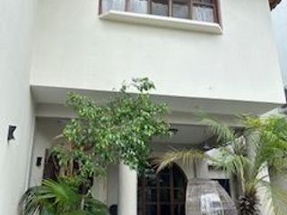 Foto 36 de VENDO UNA CASA DE 4 DORMITORIOS EN PUERTO AZUL