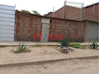 Foto 1 de Terreno En Venta En Urbanizacion Santa Rosa Calle El Carmen - Sullana // ID:  1129537