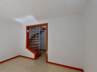 Foto 2 de AGRADABLE  APARTAMENTO EN VENTA GRAN GRANADA