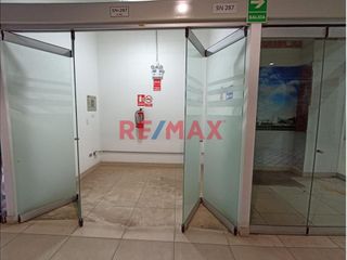 Foto 2 de Se Vende Local Comercial En Gamarra .Centro Comercial Moda Plaza -Gama.