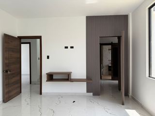 Foto 7 de VENTA DE CASA EN URB. PRIVADA POR LA VÍA QUITO