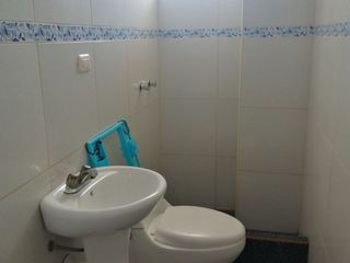 Foto 4 de Vendo lindo departamento en cerro juli cerca a  la fia con cochera 3 dormitorios 2 baños sala comedor amplia