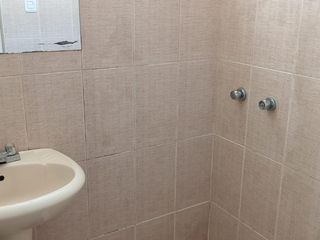 Foto 13 de Vendo lindo departamento en cerro juli cerca a  la fia con cochera 3 dormitorios 2 baños sala comedor amplia