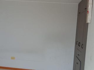 Foto 16 de Vendo lindo departamento en cerro juli cerca a  la fia con cochera 3 dormitorios 2 baños sala comedor amplia
