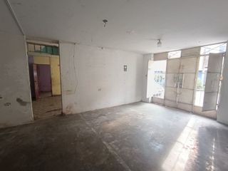 Foto 9 de Local Comercial En Alquiler En Esquina Y Con Mucha Afluencia