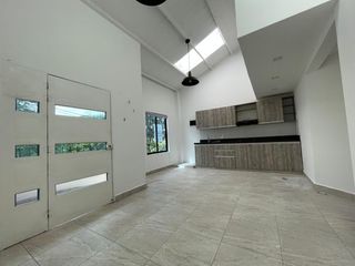 Foto 2 de Casa para arriendo en rionegro, Barrio El Oasis