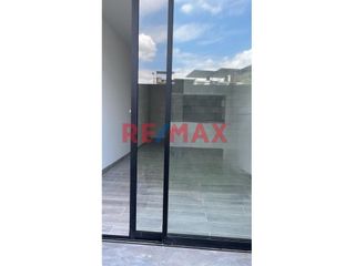 Foto 7 de Departamento En Alquiler De Estreno En Primer Piso Con Cochera En Las Palmeras Centenario // ID: 1129620