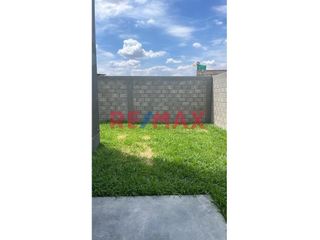 Foto 9 de Departamento En Alquiler De Estreno En Primer Piso Con Cochera En Las Palmeras Centenario // ID: 1129620
