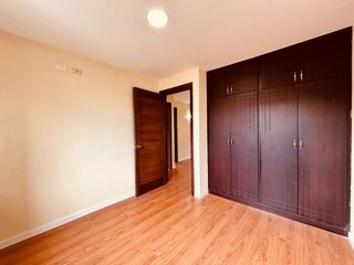 Foto 8 de Casa de venta 5 dormitorios en Cuenca Ecuador