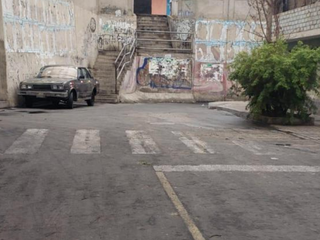 Foto 6 de Venta de Casa Como Terreno en Cercado de Lima