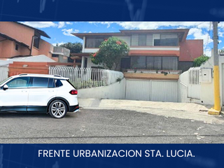 Foto 1 de Espectacular casa de venta en Santa Lucia 2, junto al Paseo S. Francisco