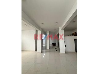 Foto 9 de ID: 1125892 🏠 Venta De Casa En Esquina De Tres Pisos En Jr. Ramón Espinoza 307, Rímac 🏠
