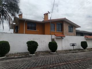 Foto 1 de CASA GRANDE DE 2 DEPARTAMENTOS INDEPENDIENTES