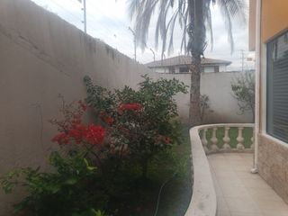 Foto 6 de CASA GRANDE DE 2 DEPARTAMENTOS INDEPENDIENTES