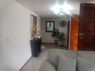 Foto 9 de CASA GRANDE DE 2 DEPARTAMENTOS INDEPENDIENTES