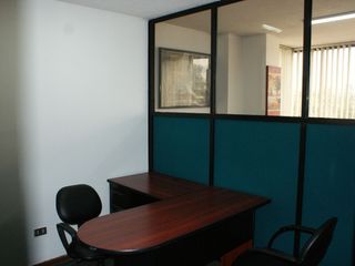 Foto 4 de Renta - Arriendo - Oficina - Amoblada - Av Shyris - Carolina - Norte - Quito