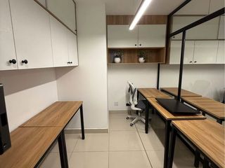 Foto 4 de Renta - Arriendo - Oficina - Amoblada - Batán Alto - Norte - Quito