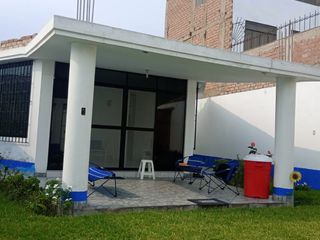 Foto 1 de SE VENDE LINDA CASA FRENTE AL MAR DE SANTA ROSA