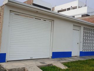 Foto 12 de SE VENDE LINDA CASA FRENTE AL MAR DE SANTA ROSA