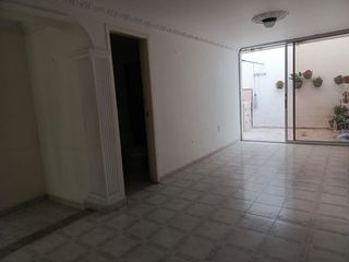 Foto 6 de Se Vende-Permuta Casa Diamante II