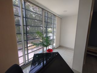 Foto 6 de SE ALQUILA APARTAESTUDIO EN GRAN LIMONAR