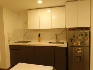 Foto 1 de ARRIENDO - VENDO / APARTAESTUDIO AMOBLADO CON ADMON E INTERNET INCLUÍDOS, EN EL CENTRO DE BOGOTA