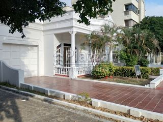 Foto 34 de Casa de Patrimonio Historico en Arriendo en El Prado, Barranquilla, ideal para oficinas, hotel o negocio con Servicios Públicos Estrato 1
