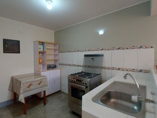 Foto 9 de VENTA DE CASA TRES PISOS EN ICA