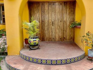 Foto 3 de VENDO Preciosa Casa de Campo entre Lurín y Pachacamac 1000mts.  c/ Piscina y Jardines.
