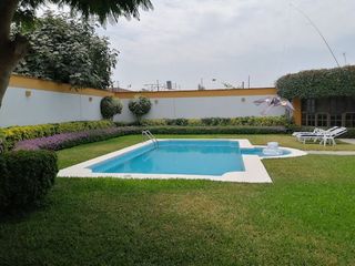 Foto 16 de VENDO Preciosa Casa de Campo entre Lurín y Pachacamac 1000mts.  c/ Piscina y Jardines.
