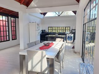 Foto 3 de 🏡 Exclusiva Casa Campestre en Chía – Un Refugio de Tranquilidad y Elegancia 🏡