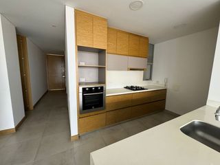 Foto 3 de ALQUILO EXCLUSIVO APARTAMENTO EN SANTA MONICA NORTE