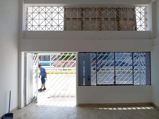 Foto 2 de EN VENTA LOCAL COMERCIAL - AV. 2 DE MAYO - CALLAO