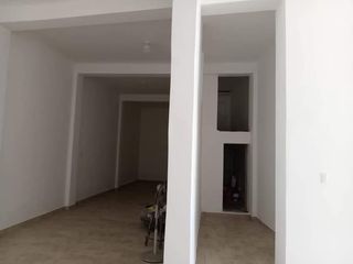Foto 3 de EN VENTA LOCAL COMERCIAL - AV. 2 DE MAYO - CALLAO