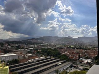 Foto 5 de Alquiler de Amoblado en Poblado con Piscina - Coworking - gym y vista a toda la ciudad