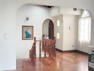 Foto 5 de Se vende casa ubicada en Calarcá́ vía al jardín botánico en elegante conjunto cerrado.
