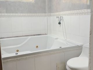 Foto 10 de Se vende casa ubicada en Calarcá́ vía al jardín botánico en elegante conjunto cerrado.