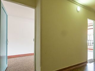 Foto 2 de Se vende propiedad dos en uno, apartamento más aparta estudio cerca a Unicentro.