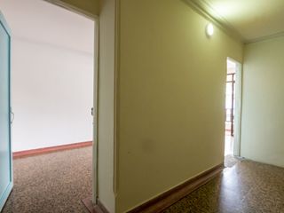 Foto 6 de Se vende propiedad dos en uno, apartamento más aparta estudio cerca a Unicentro.