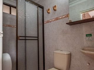 Foto 16 de Se vende propiedad dos en uno, apartamento más aparta estudio cerca a Unicentro.